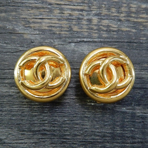 CHANEL Jewelry - CHANEL Gold Plated Vintage Round Earrings